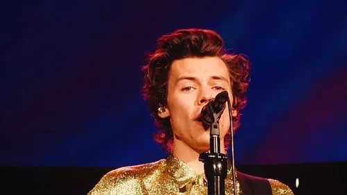 HARRY STYLES BAT DES RECORDS